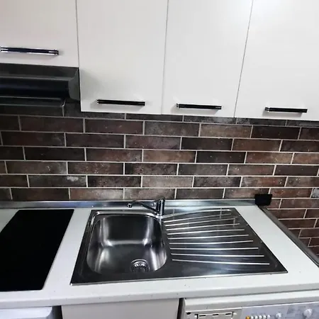 Lovely Apt.1-7 Appartamento