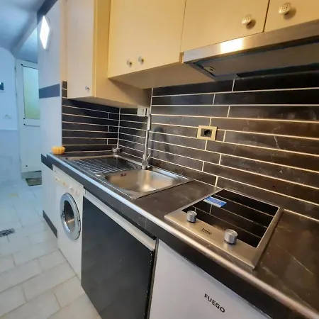 Lovely Apt.1-7 Appartamento *