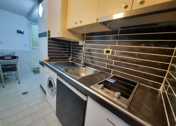 Lovely Apt.1-7 Appartamento *